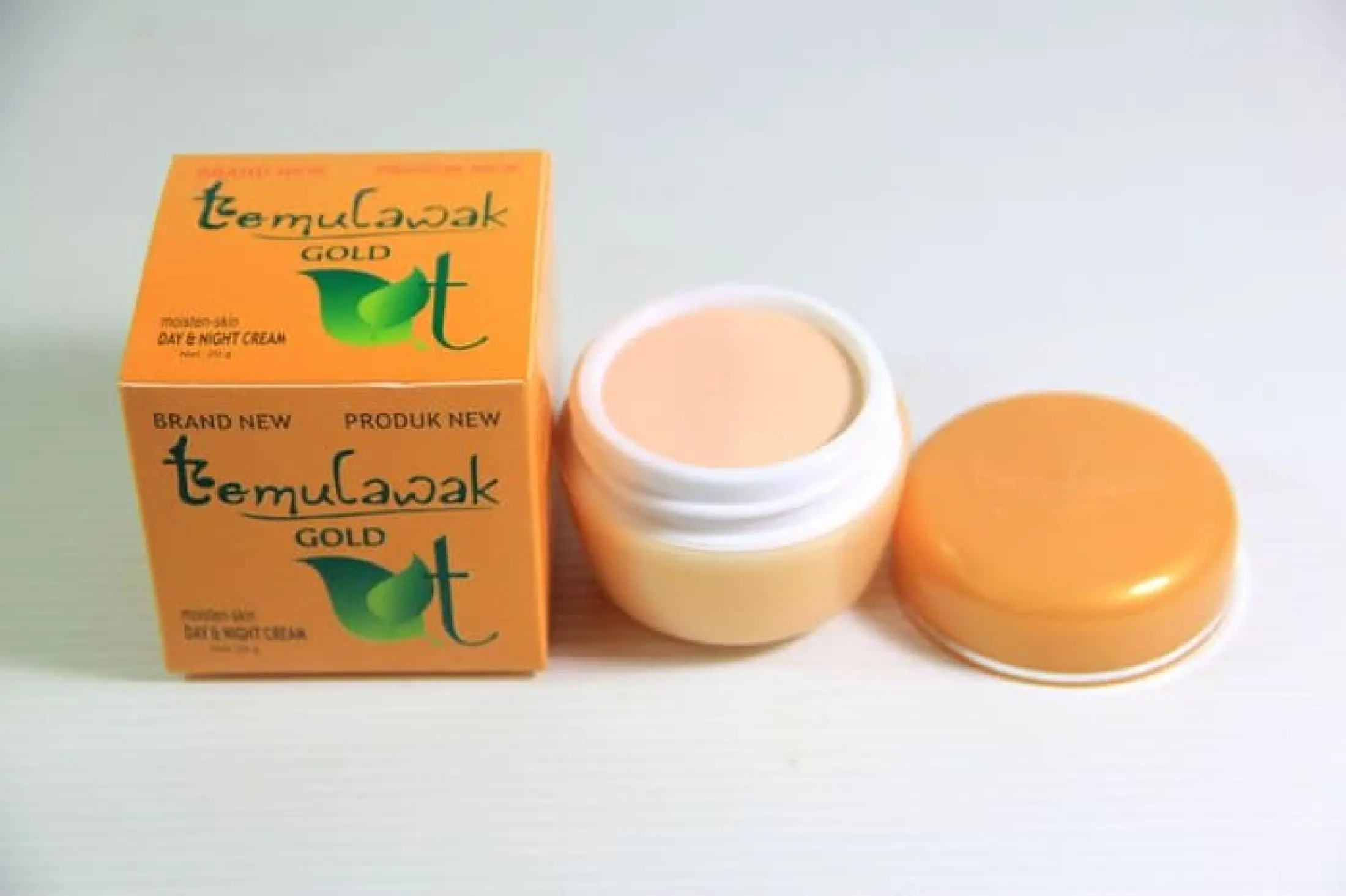 Temulawak Gold Cream Day Night Original Menghilangkan Bintik Hitam Jerawat Dan Keriput 20gr Cod Bisa Bayar Ditempat Sejahtra Lazada Indonesia